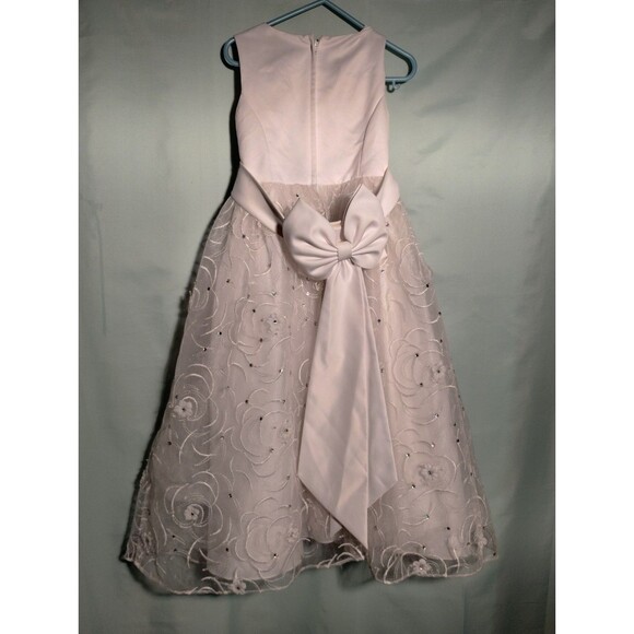 Dress - Picture 6 of 6